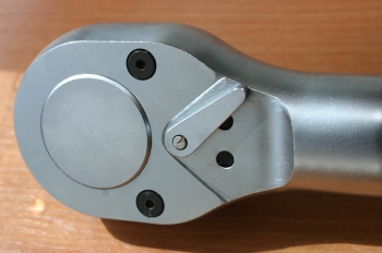 Динамометрический ключ акустического типа 1" 300-1500Нм